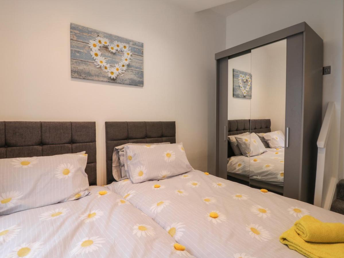 Apartament Daisy'S Den Whitby Zewnętrze zdjęcie